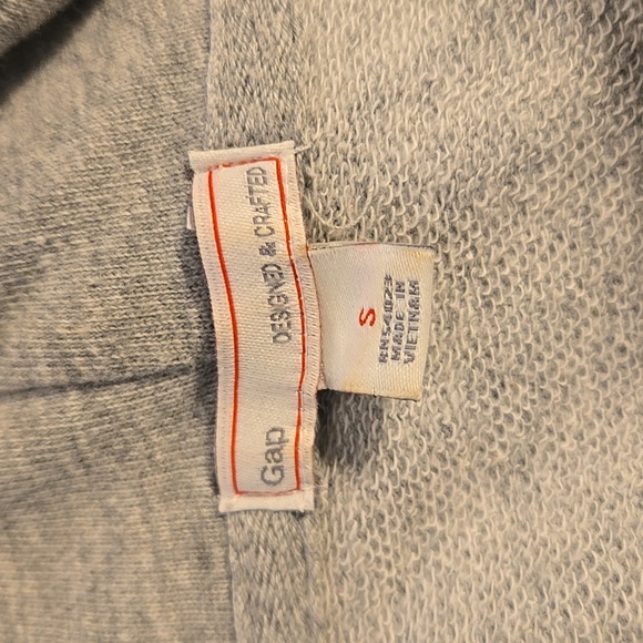 GAP Heather Gray Sweatshirt With Hood 100% Cotton. Size Womens Small - Picture 3 of 4